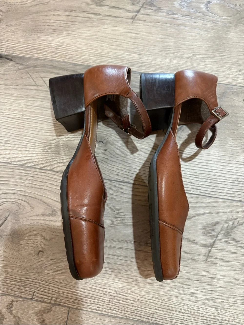 Vintage Y2K Naturalizer Tan Brown Leather Ankle-Strap Block Heel Pumps